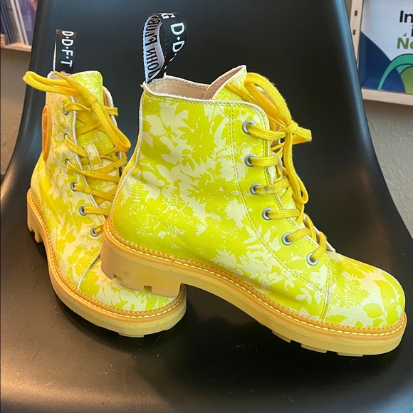 Fluevog Angels - Picture 2 of 7